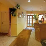 Corvin Hotel 3*