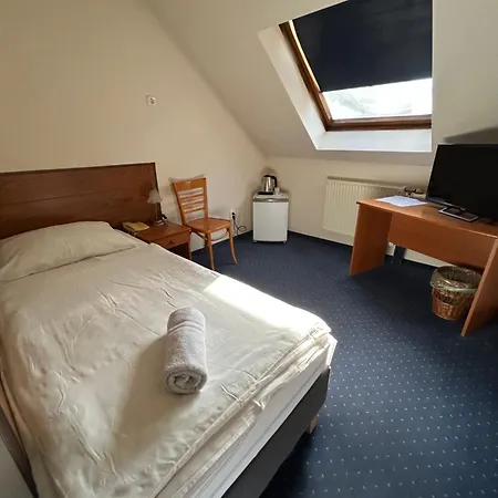 Corvin Hotel 3*