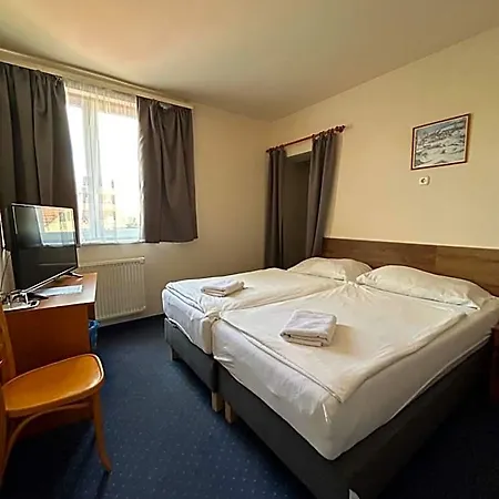 Corvin 3* Győr